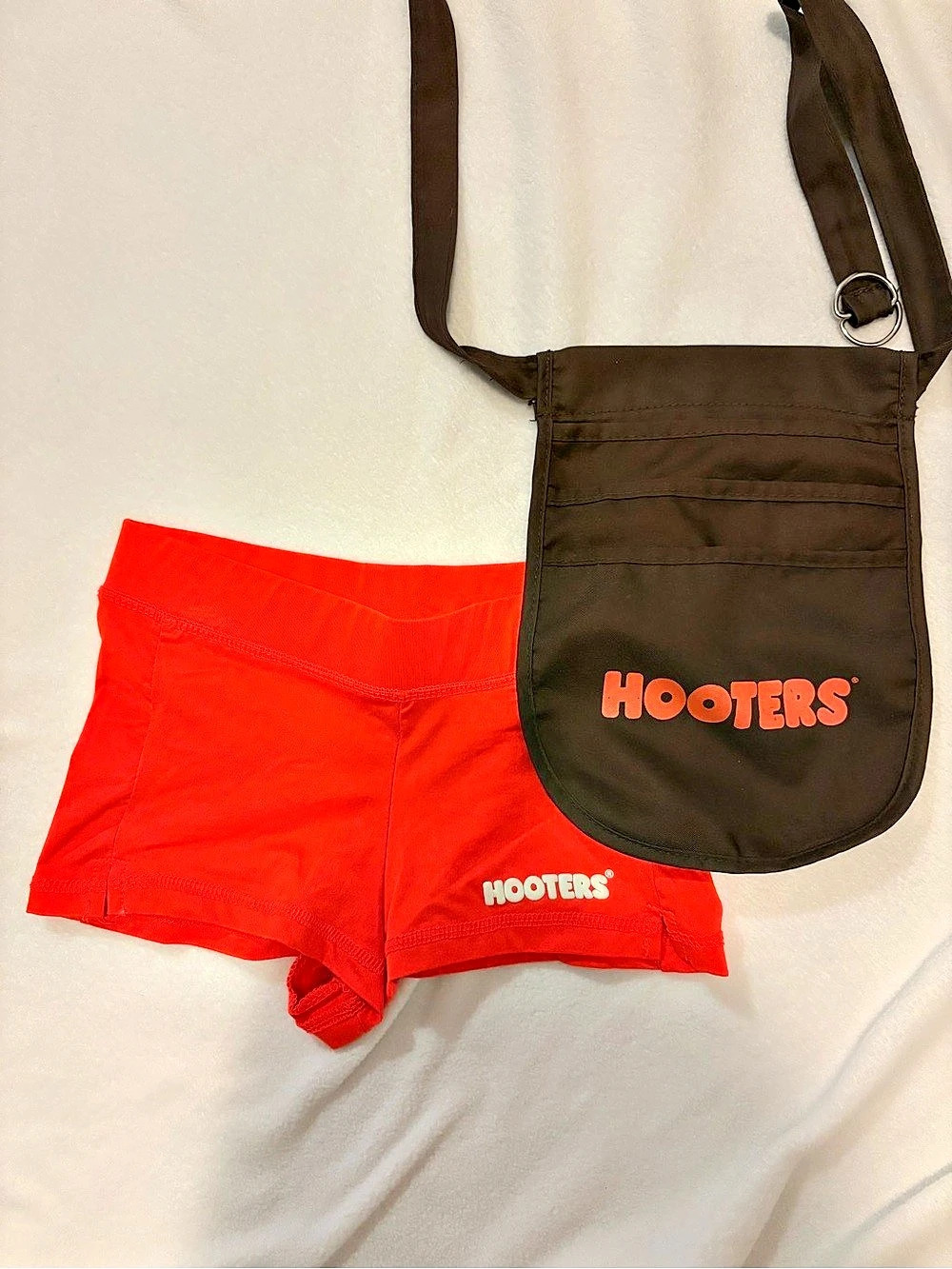 Hooters Girl Official Uniform Shorts and Pouch Set XXS